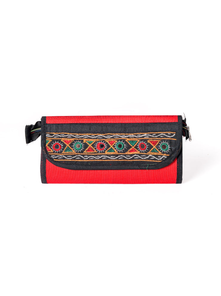 Embrace Cultural Elegance: Handcrafted Kutchhi Wallet - Heritage Haat