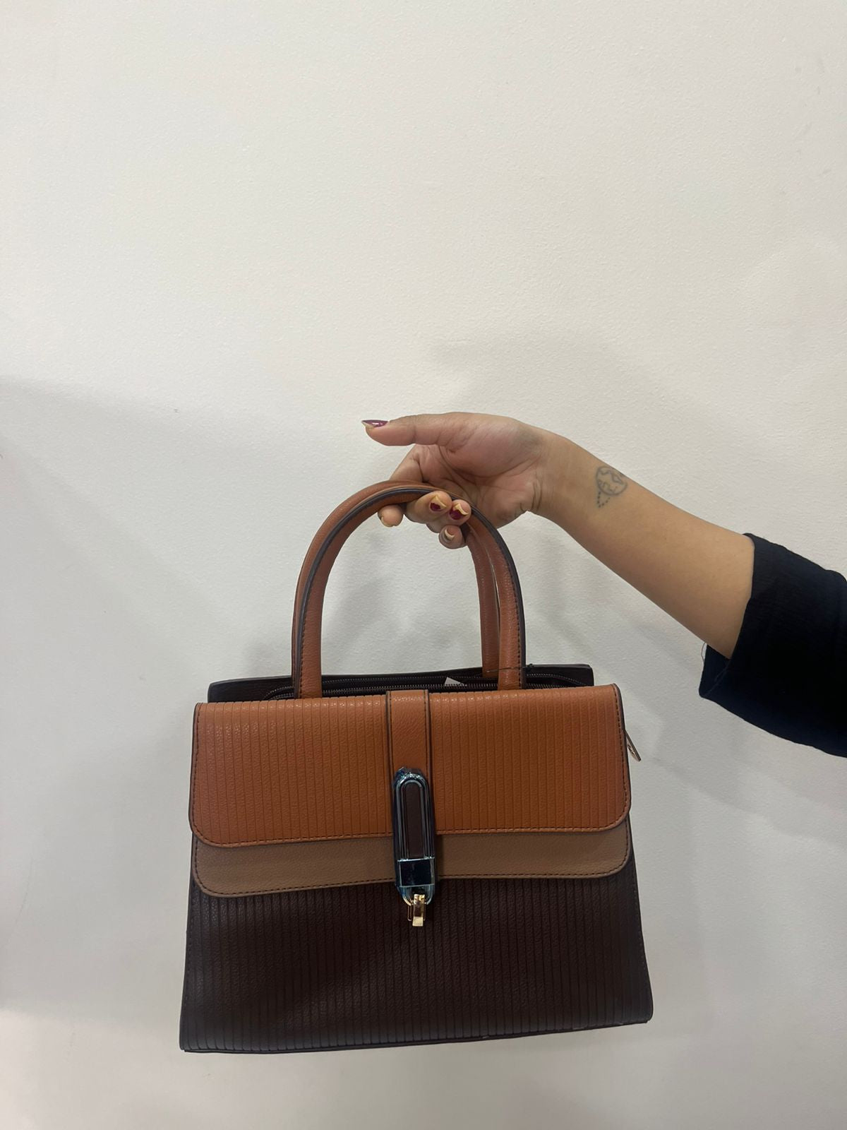 The Milan – Premium Structured Handbag
