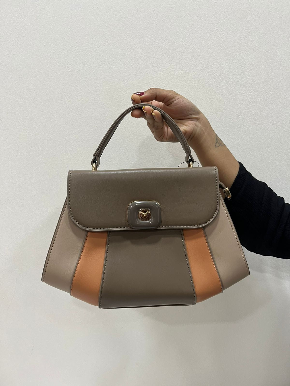 The Verona – Premium Structured Handbag