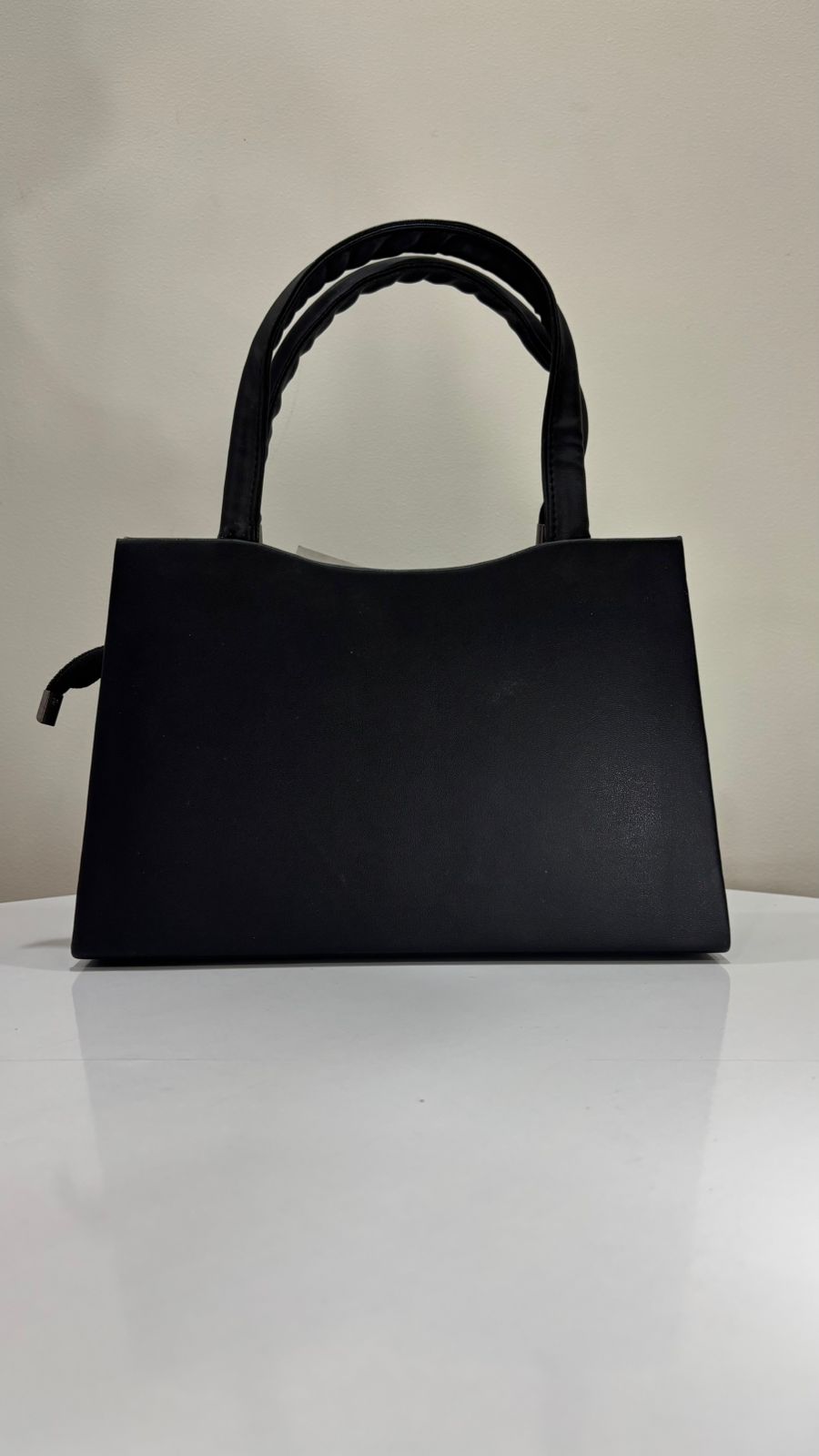 Premium Structured Handbag - The Milan