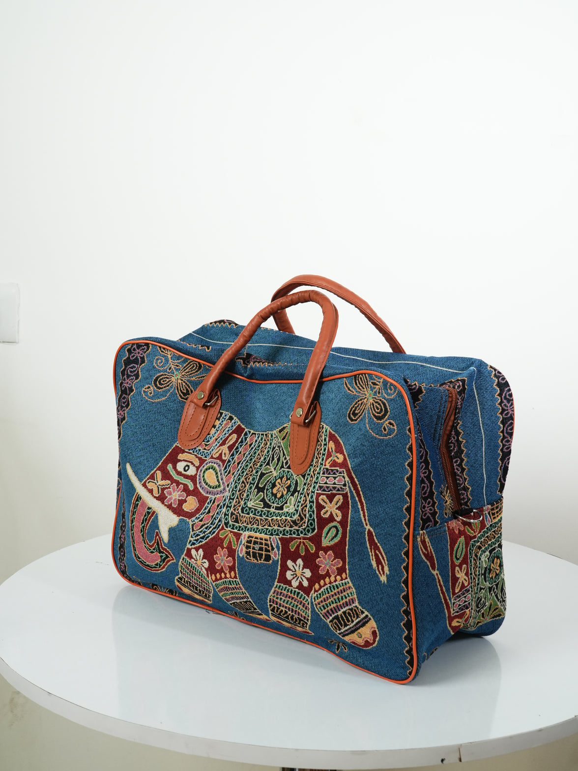 Handcrafted Kutch Elephant Embroidered Laptop Bag – The Maharaja