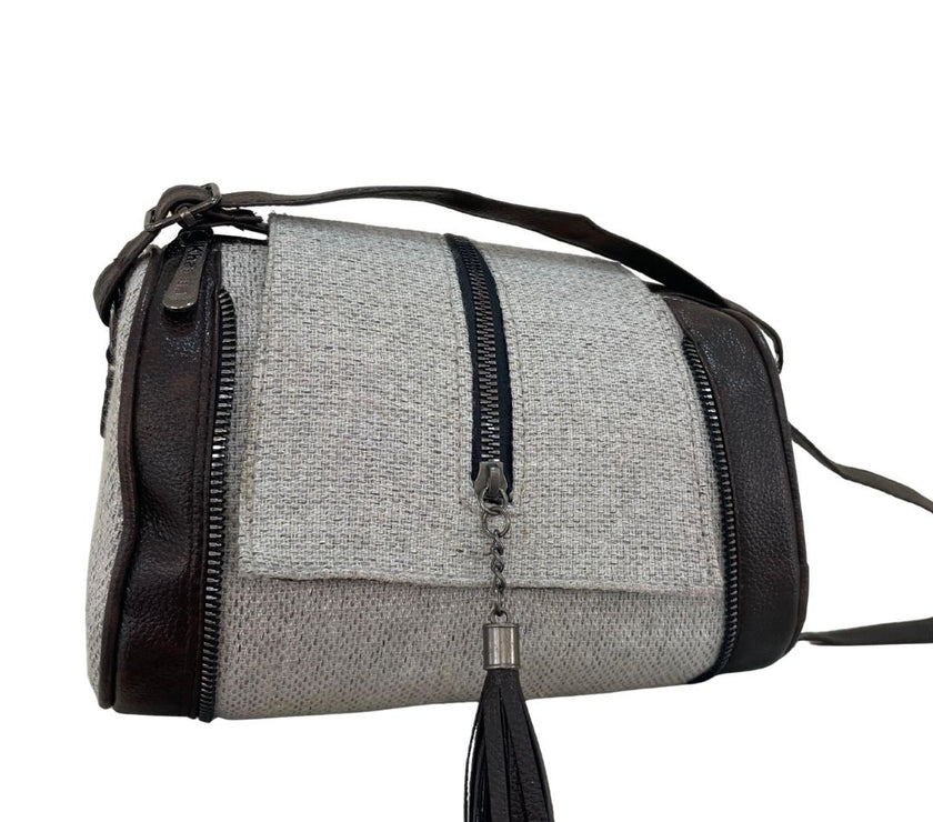 Boardroom to Brunch: Textured Sling in Grey & Black